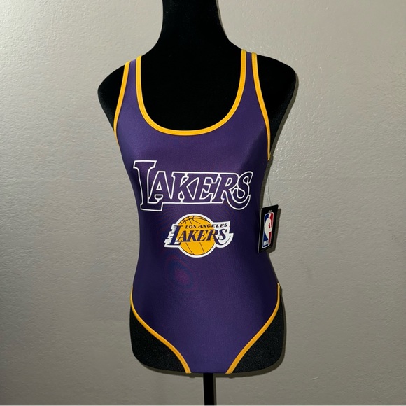 Sports bundle!! 6 items - Picture 4 of 13